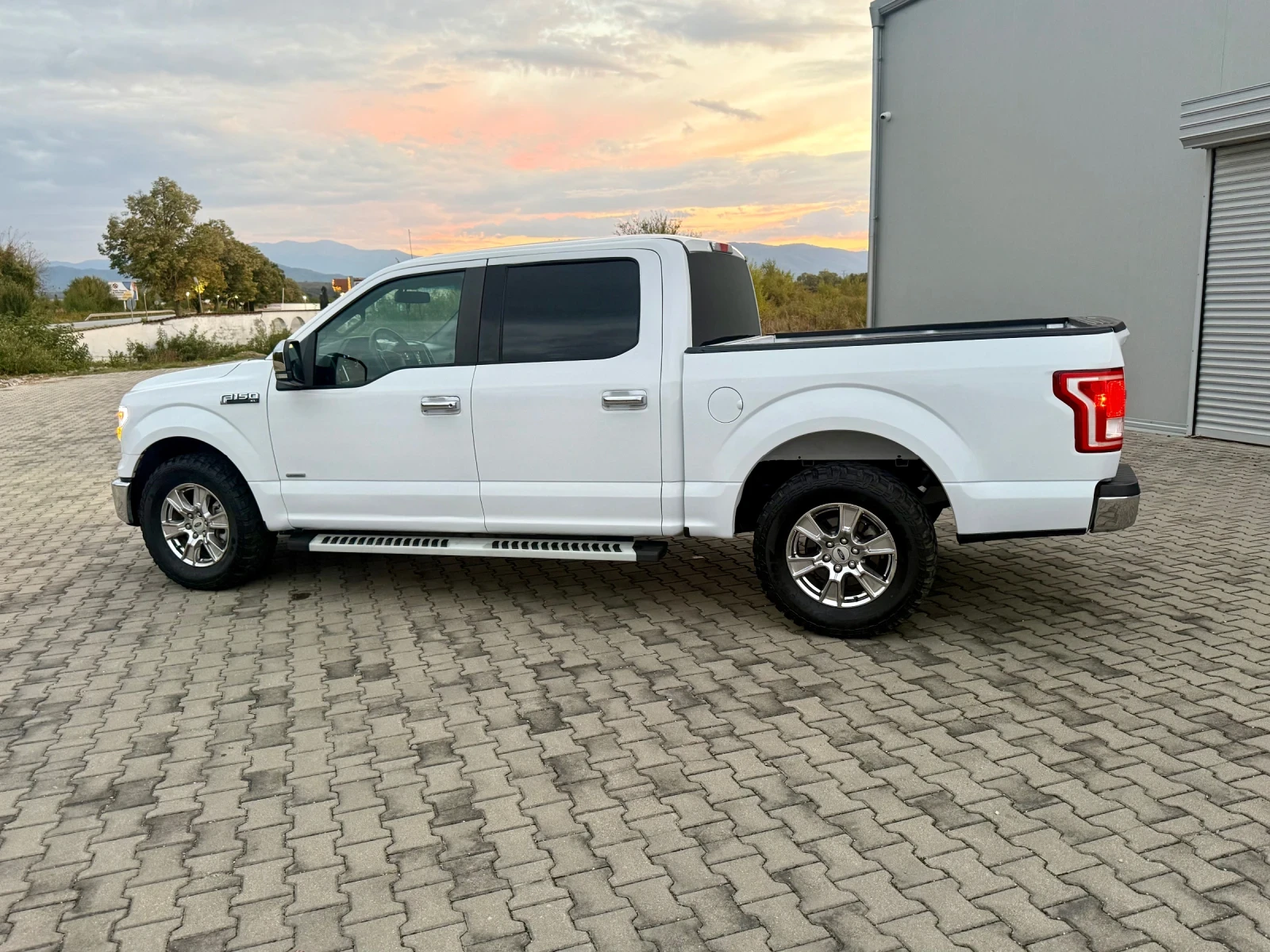 Ford F150 Шок Цена* 2.7ecoboost* XL* 6 местен* Задно, снимка 8 - Автомобили и джипове - 56261389
