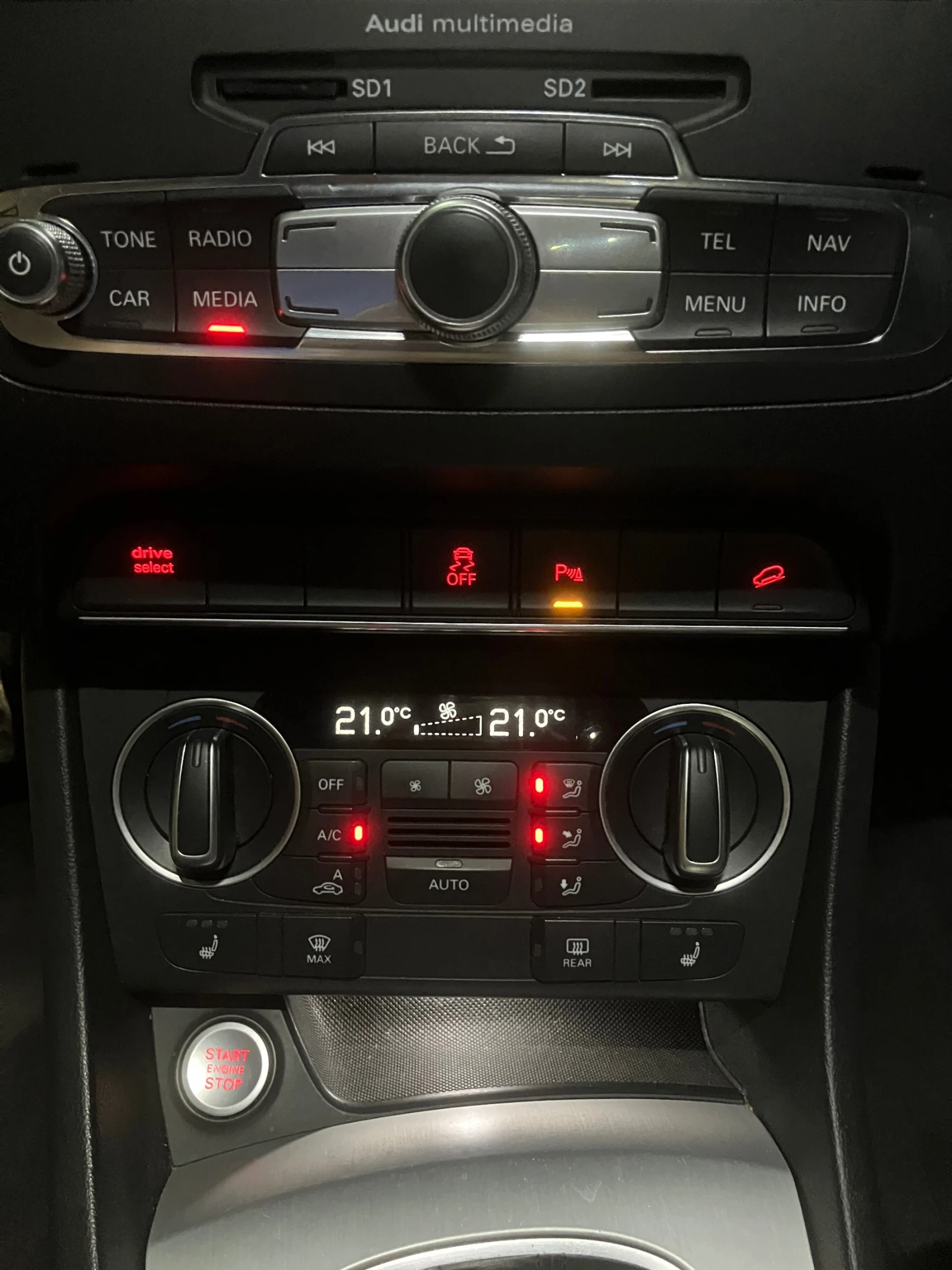 Audi Q3 Technik, снимка 9 - Автомобили и джипове - 56351081
