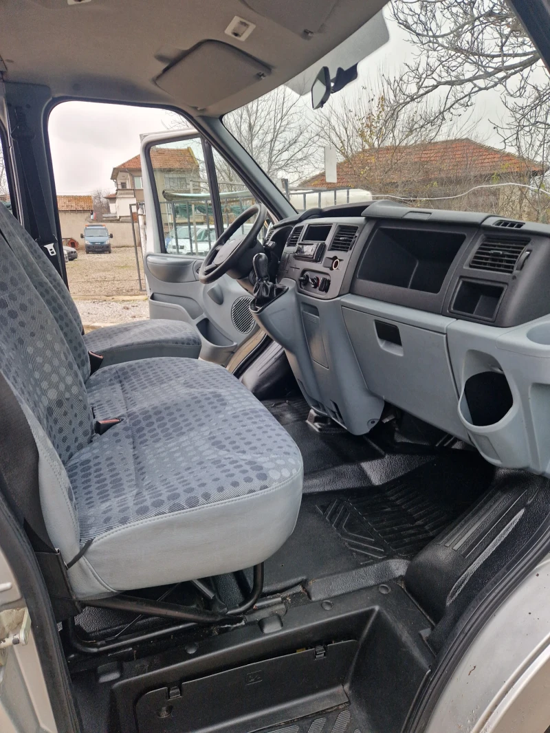 Ford Transit 2.2 CDTI, снимка 9 - Бусове и автобуси - 52875571