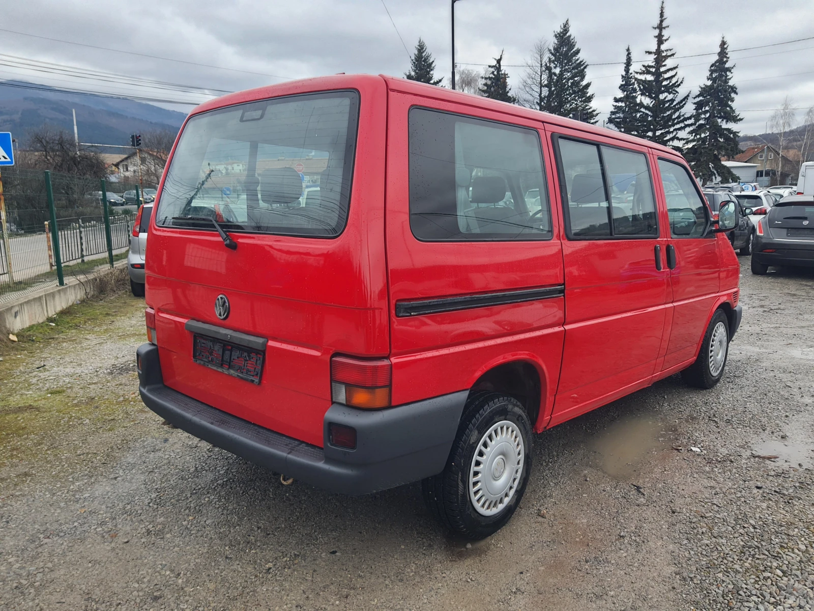 VW Multivan 2.5TDI - изображение 6