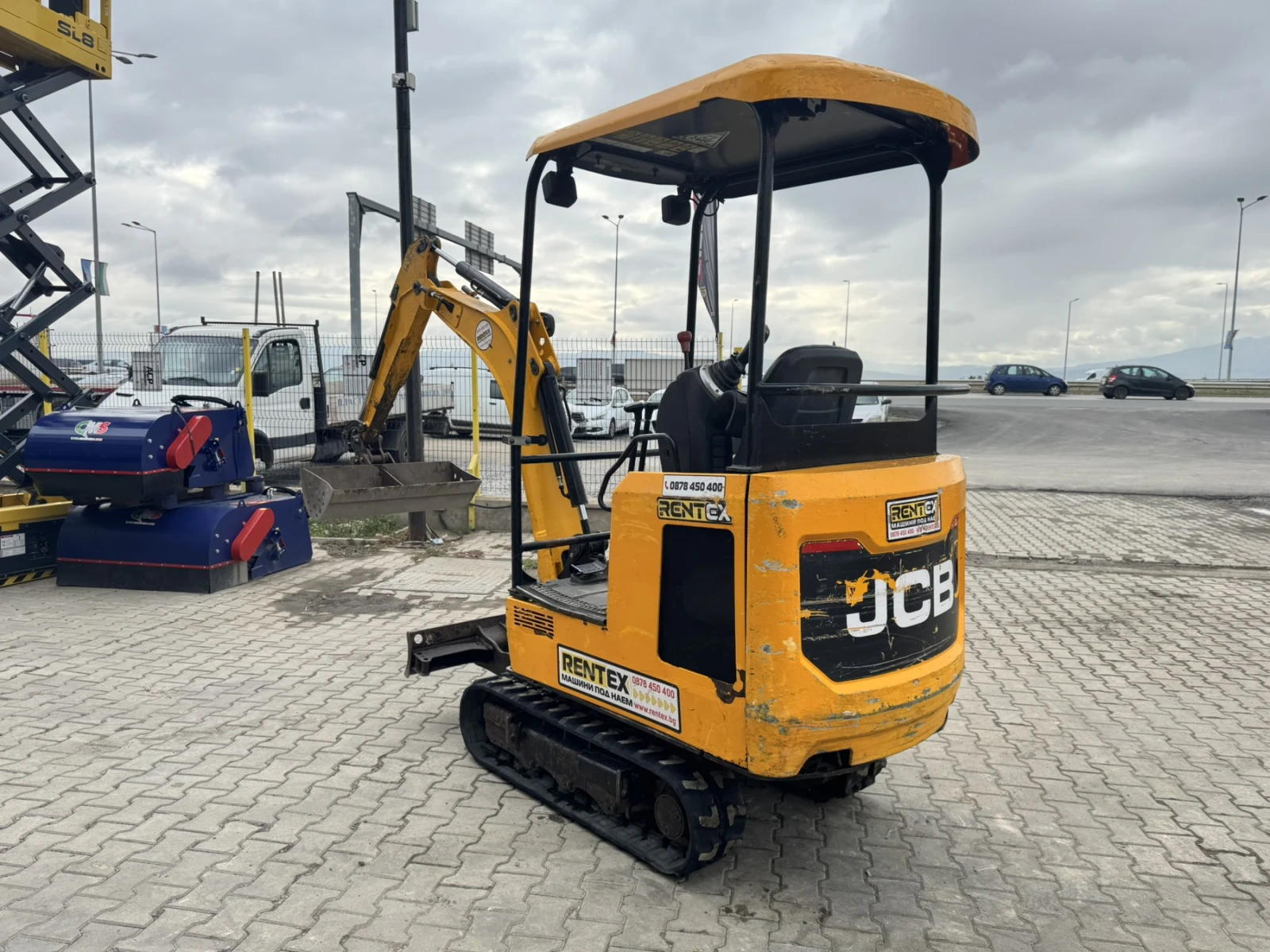 Багер JCB 15C-1 1500кг., 2019 г., снимка 4 - Индустриална техника - 56677331
