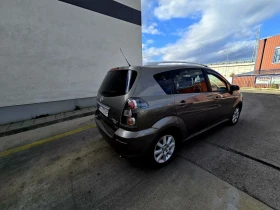 Toyota Corolla verso 2.2D-kat 177кс  2007g напълно обслужена.  - 6300 лв. / 3221.14 € - 96103765 9