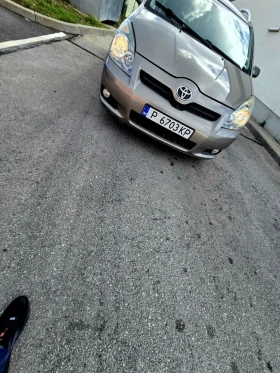 Toyota Corolla verso 2.2D-kat 177кс  2007g напълно обслужена.  - 6300 лв. / 3221.14 € - 96103765 12