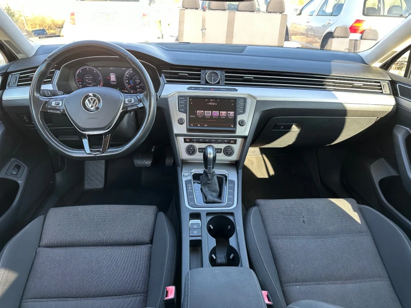 VW Passat 2.0tdi Автоматик!! Лед!! Дистроник!!, снимка 9 - Автомобили и джипове - 48310693