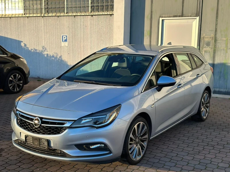 Opel Astra, снимка 1 - Автомобили и джипове - 48999156