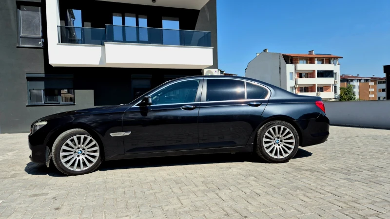 BMW 730, снимка 13 - Автомобили и джипове - 52483316