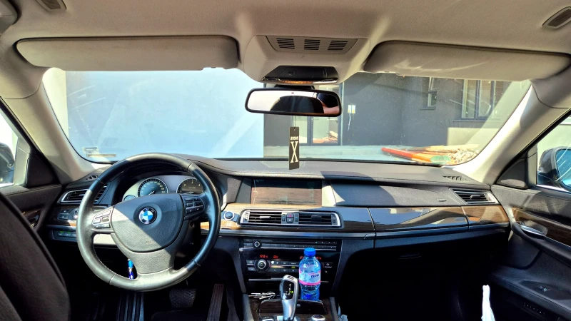 BMW 730, снимка 5 - Автомобили и джипове - 52483316