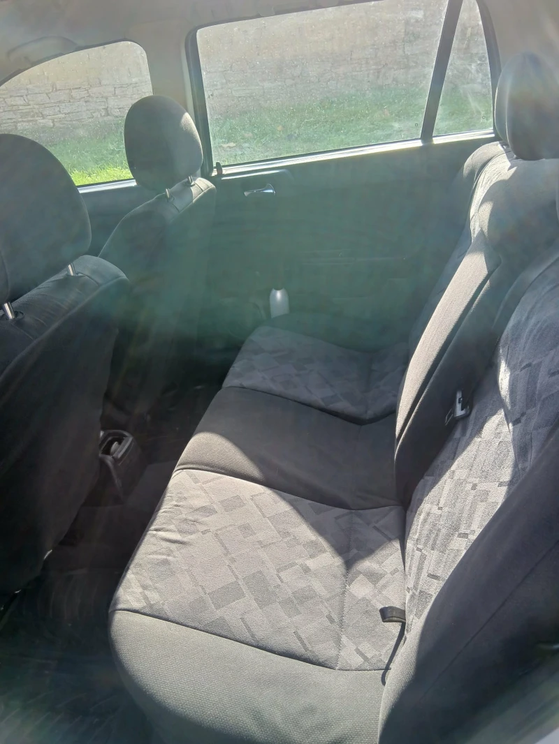 Opel Astra G, снимка 8 - Автомобили и джипове - 52554772