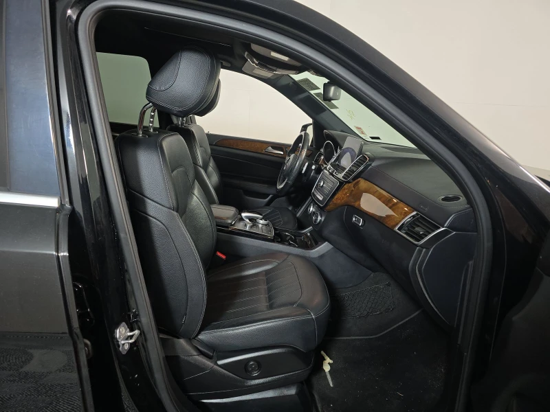 Mercedes-Benz GLS 450, снимка 8 - Автомобили и джипове - 53297559