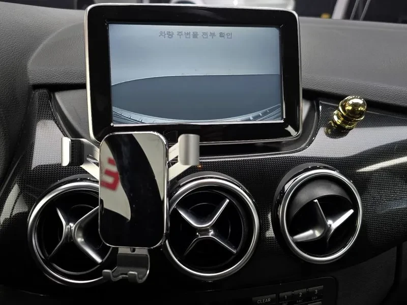 Mercedes-Benz B 200 2.0, снимка 15 - Автомобили и джипове - 54278344