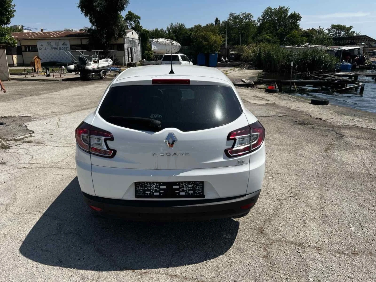 Renault Megane 1.2T - изображение 6