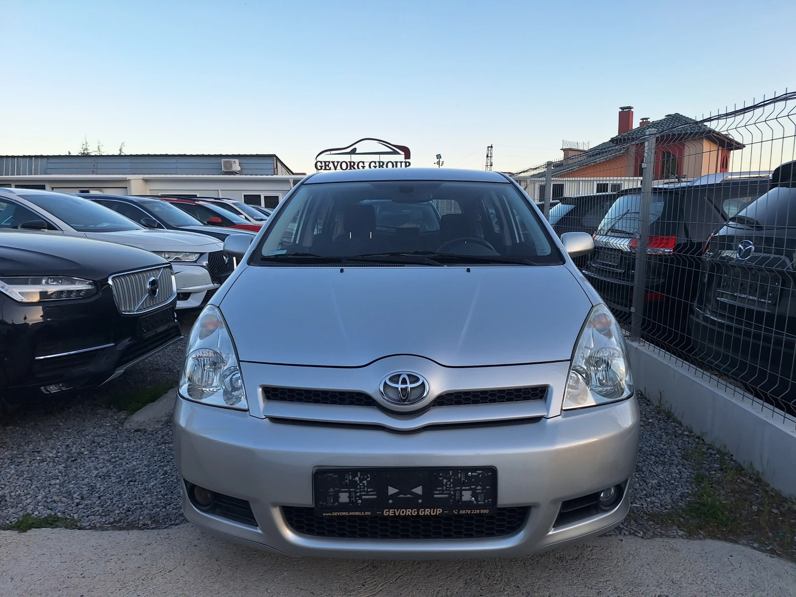 Toyota Corolla verso 2.0 D4D  - изображение 2