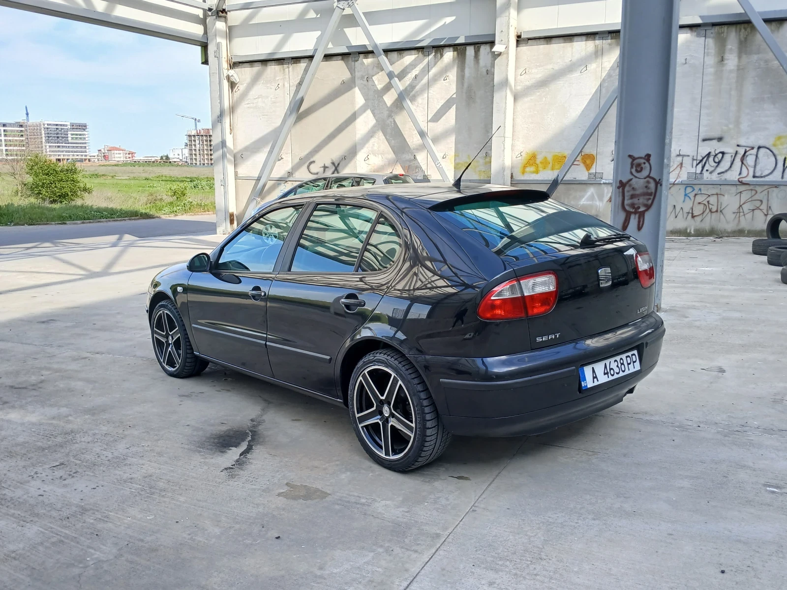 Seat Leon 1.9TDI 110кс - изображение 4