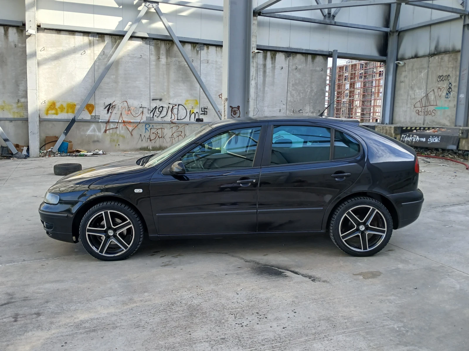 Seat Leon 1.9TDI 110кс - изображение 6