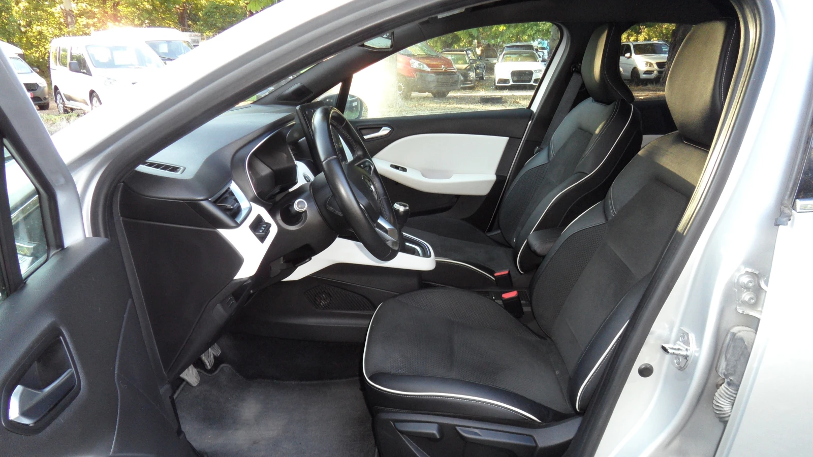 Renault Clio DIGITAL / LAZER - изображение 10