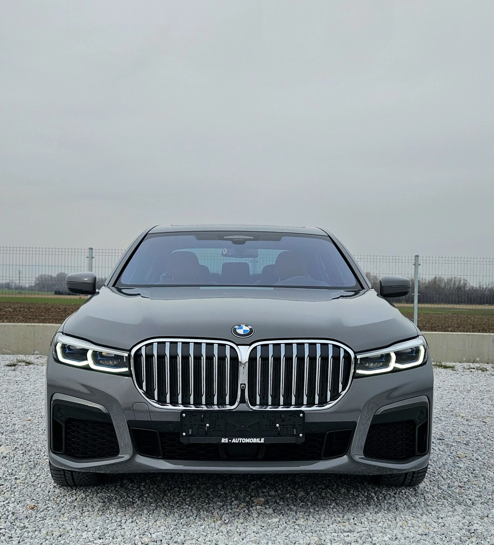 BMW 740 М пакет , снимка 2 - Автомобили и джипове - 53686020