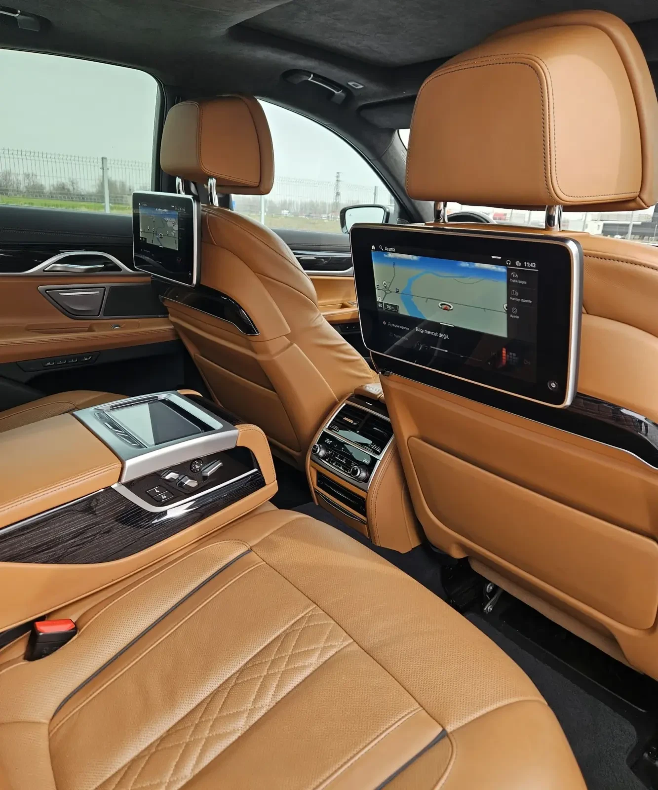 BMW 740 М пакет , снимка 11 - Автомобили и джипове - 53686020