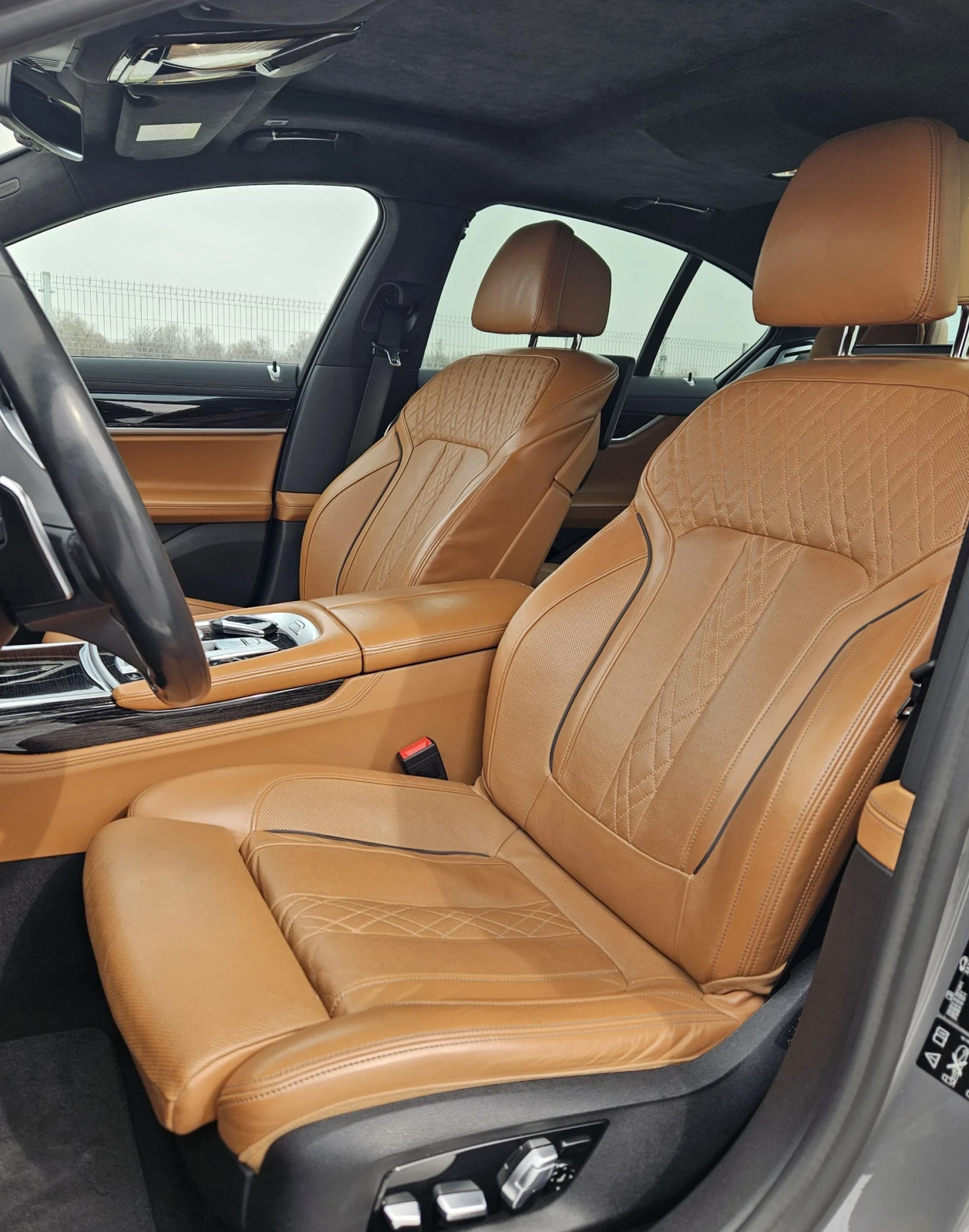 BMW 740 М пакет , снимка 13 - Автомобили и джипове - 53686020