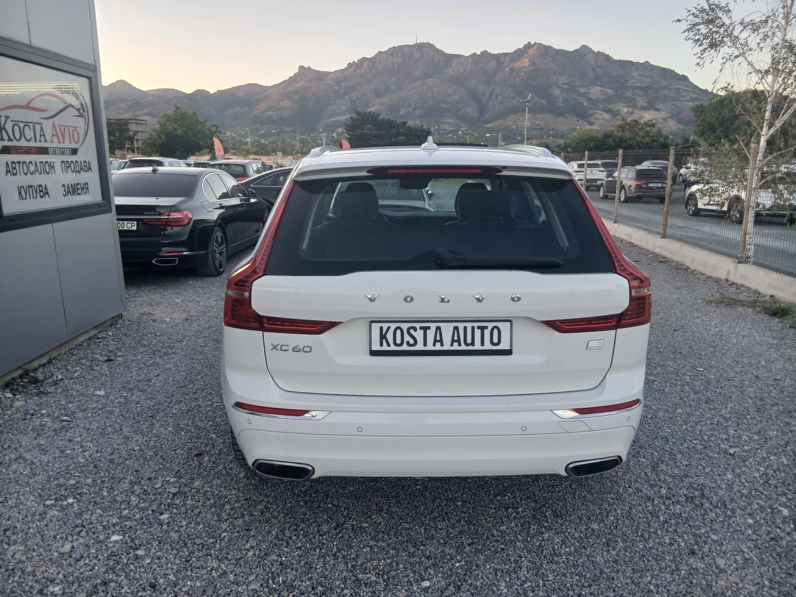 Volvo XC60 PLUG IN HYBRID , снимка 6 - Автомобили и джипове - 53863744