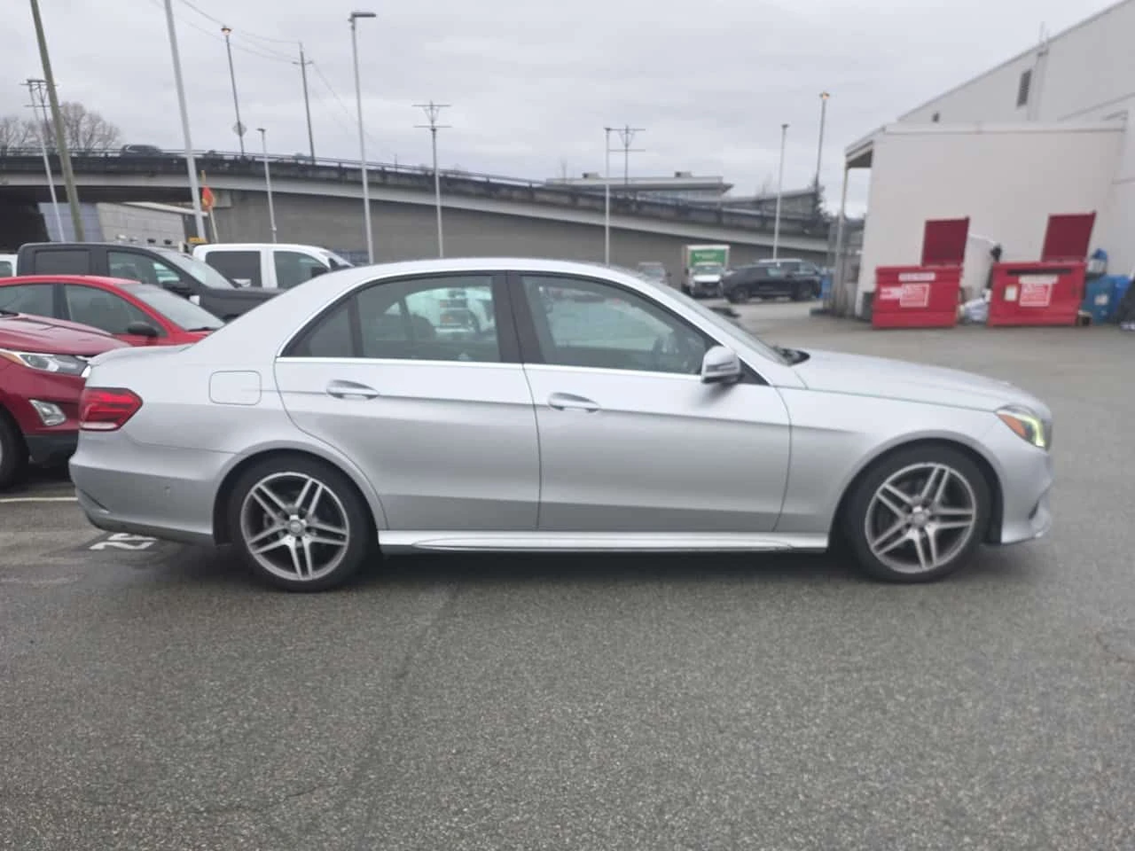 Mercedes-Benz E 400 * CARFAX * ЦЕНА ДО БГ, снимка 3 - Автомобили и джипове - 53967964