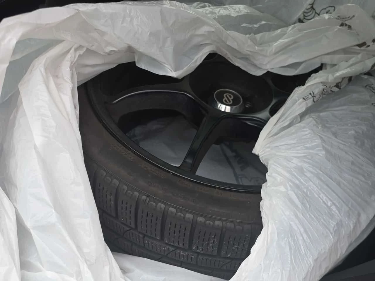 Mercedes-Benz E 400 * CARFAX * ЦЕНА ДО БГ, снимка 15 - Автомобили и джипове - 53967964