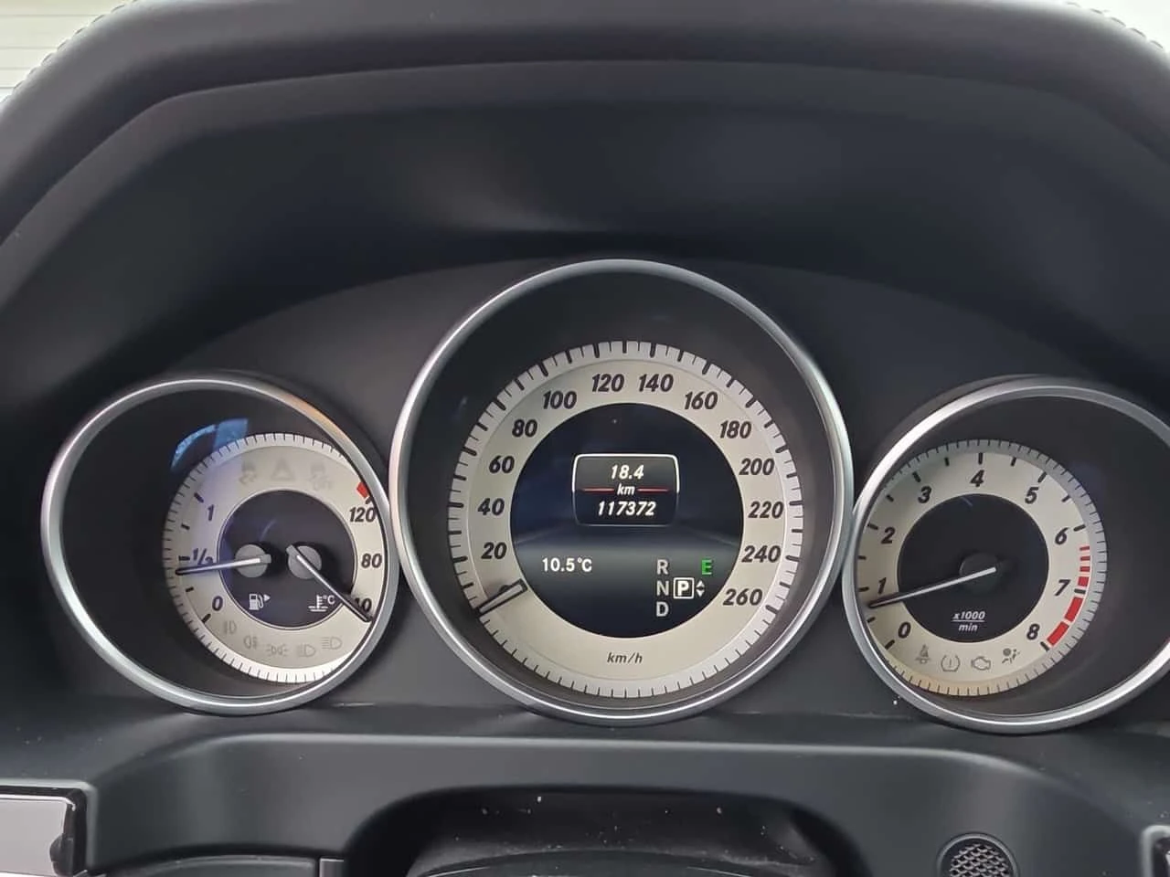 Mercedes-Benz E 400 * CARFAX * ЦЕНА ДО БГ, снимка 8 - Автомобили и джипове - 53967964