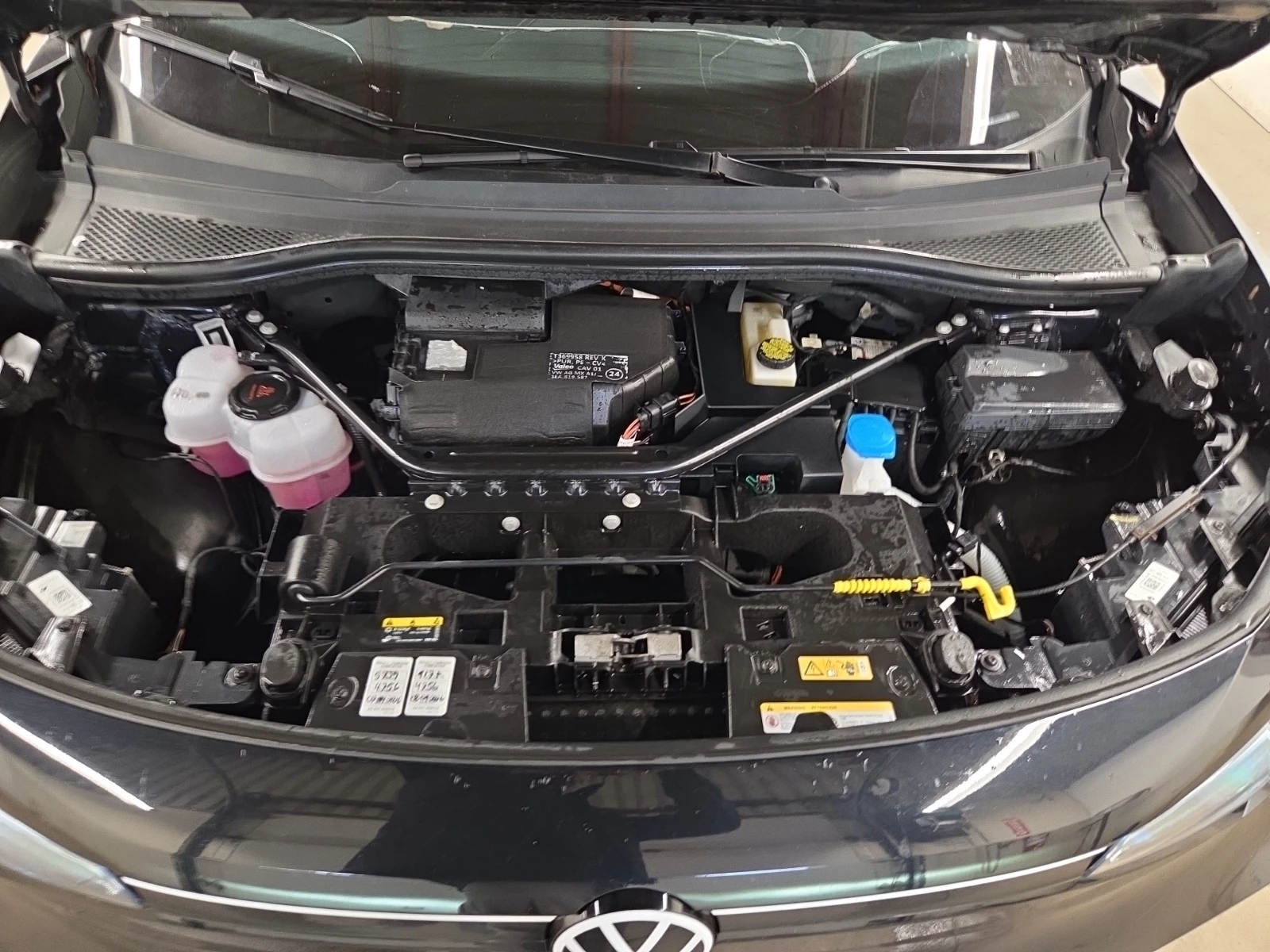 VW ID.4 PRO* AWD* CARFAX* АВТО КРЕДИТ* , снимка 14 - Автомобили и джипове - 54256911