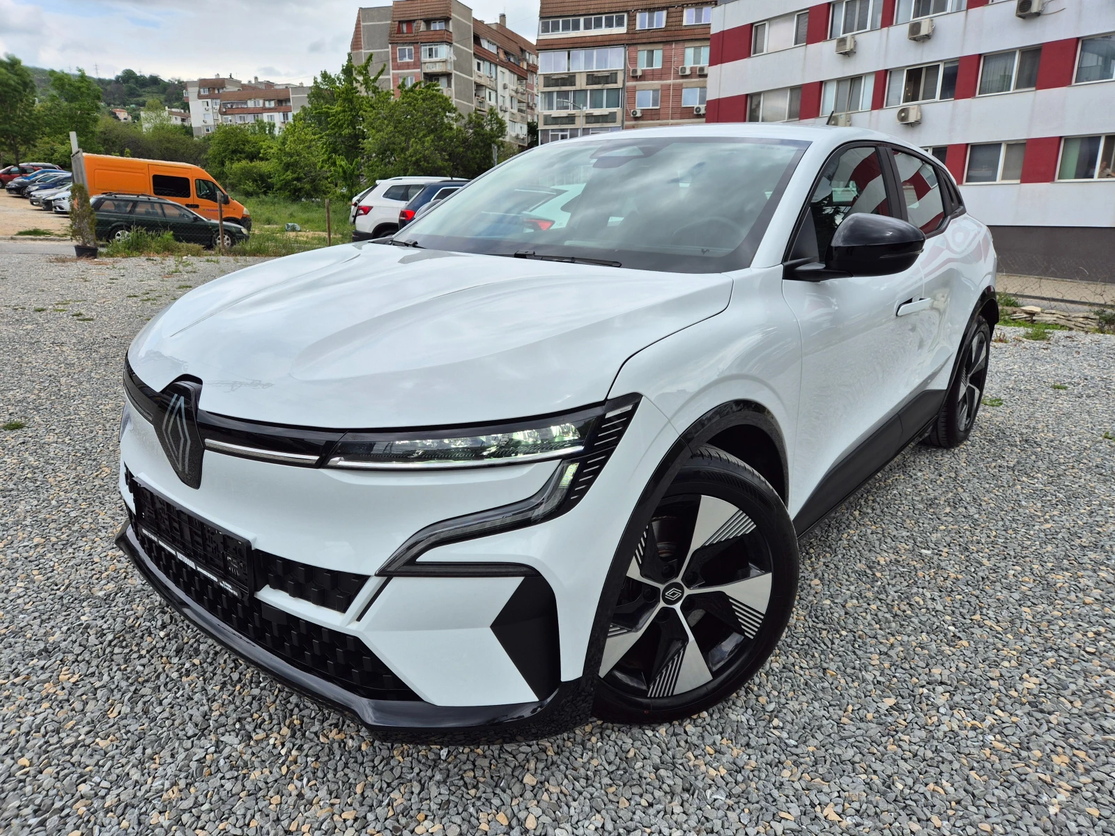 Renault Megane E-TECH-EV 60-220K.S. Equilibre optimum charge | Mobile.bg � ����������� 1