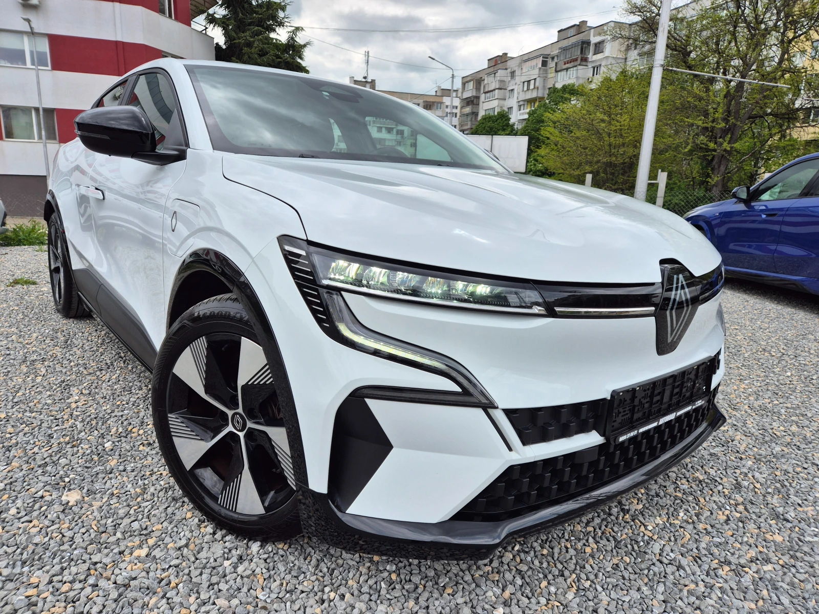 Renault Megane E-TECH-EV 60-220K.S. Equilibre optimum charge | Mobile.bg � ����������� 3