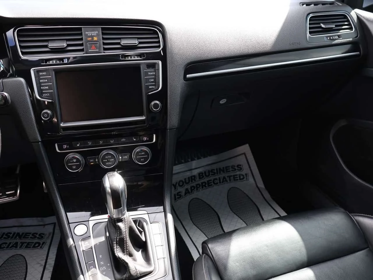 VW Golf R | DISTRONIC | CARFAX | ПОДГРЕВ | , снимка 12 - Автомобили и джипове - 54643059