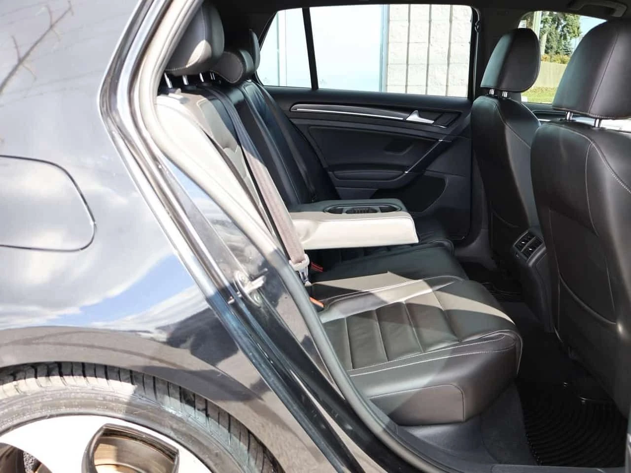 VW Golf R | DISTRONIC | CARFAX | ПОДГРЕВ | , снимка 17 - Автомобили и джипове - 54643059