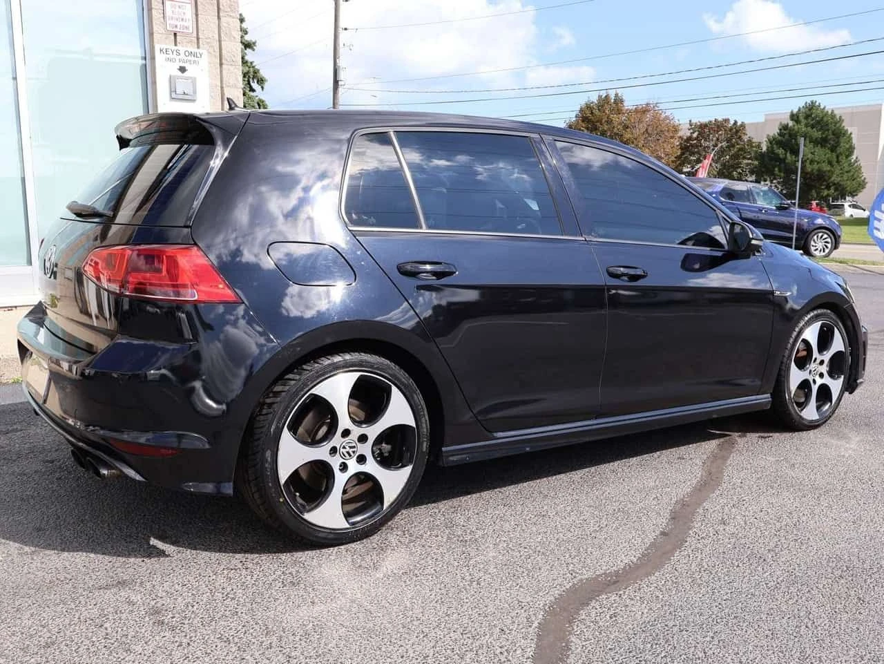 VW Golf R | DISTRONIC | CARFAX | ПОДГРЕВ | , снимка 7 - Автомобили и джипове - 54643059