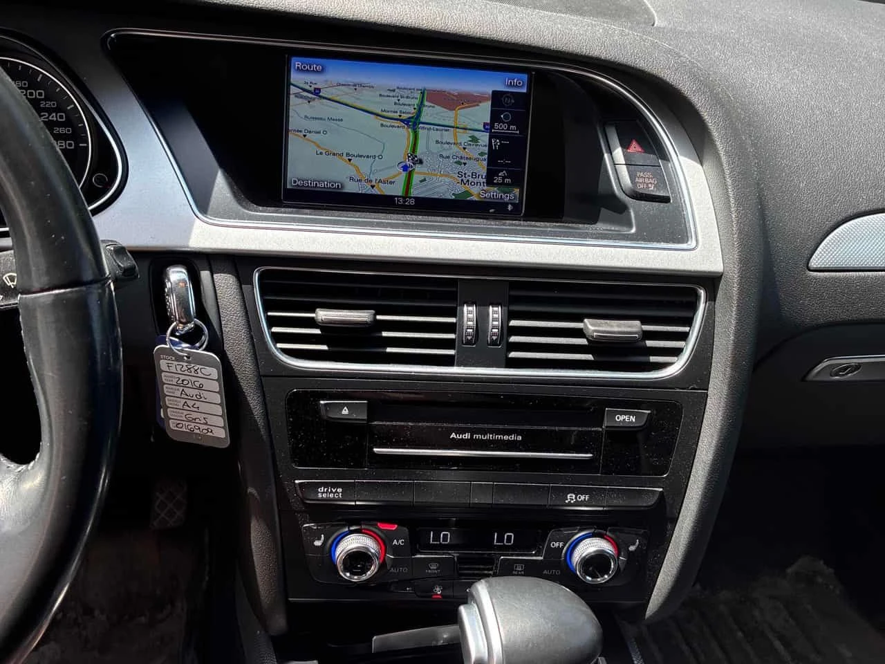 Audi A4 * Progressiv plus * CARFAX * ЦЕНА ДО БГ, снимка 8 - Автомобили и джипове - 54981123
