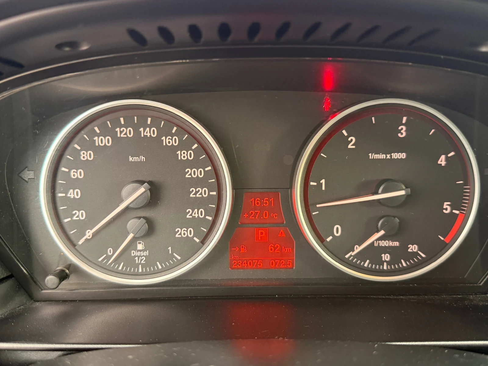 BMW 525 3.0 D FACE-LIFT M-PACK, снимка 13 - Автомобили и джипове - 55226812