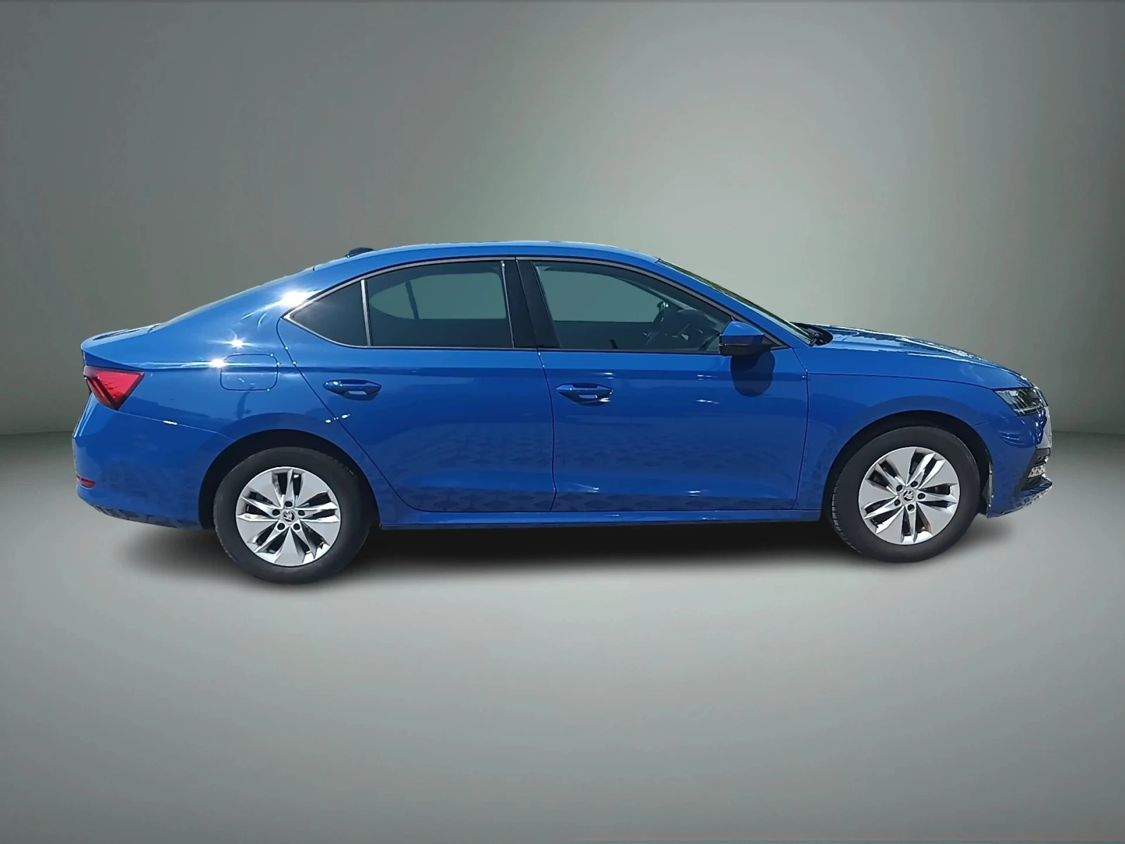 Skoda Octavia 1.5TSI / 6MT, снимка 6 - Автомобили и джипове - 55433200