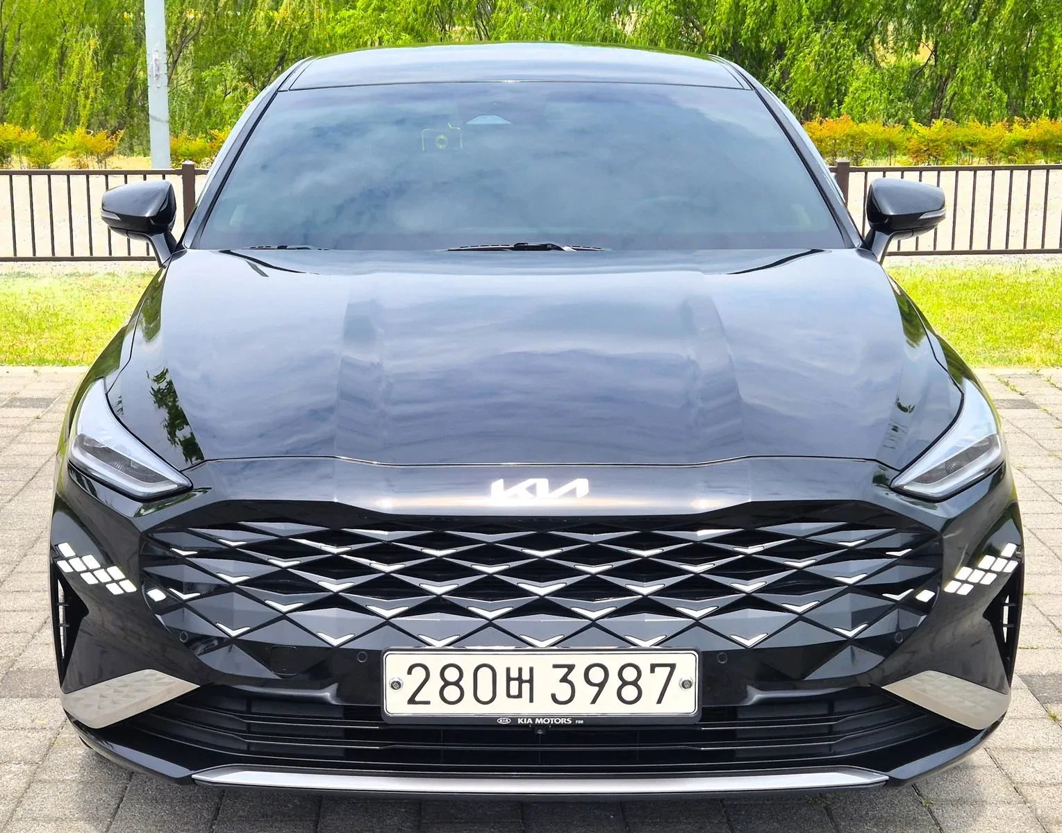 Kia K8 Реални километри\Подгрев\Обдухване, снимка 2 - Автомобили и джипове - 55587453