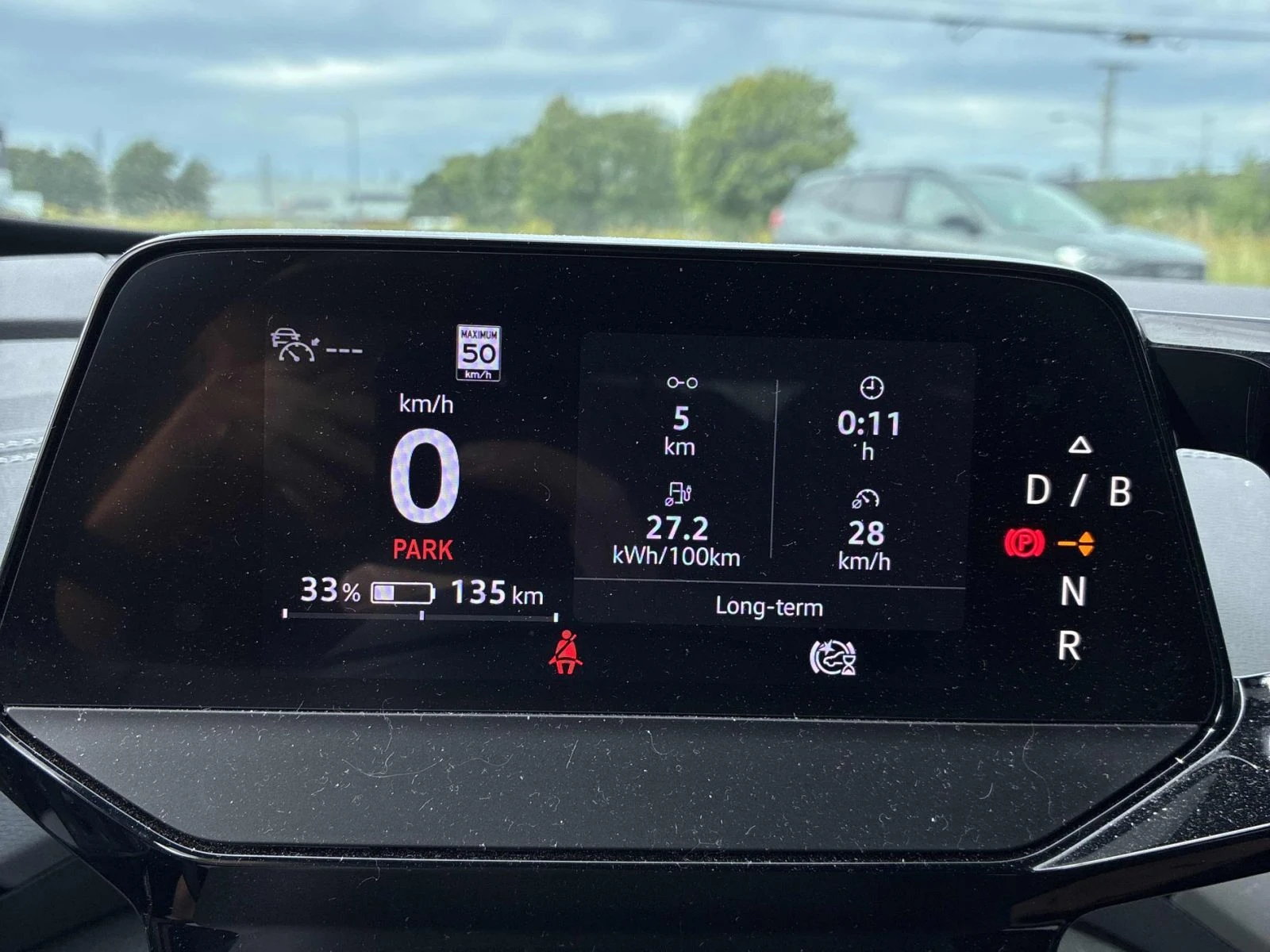 VW ID.4 Pro* 360* Подгрев* Пано* Distr, снимка 7 - Автомобили и джипове - 55945706