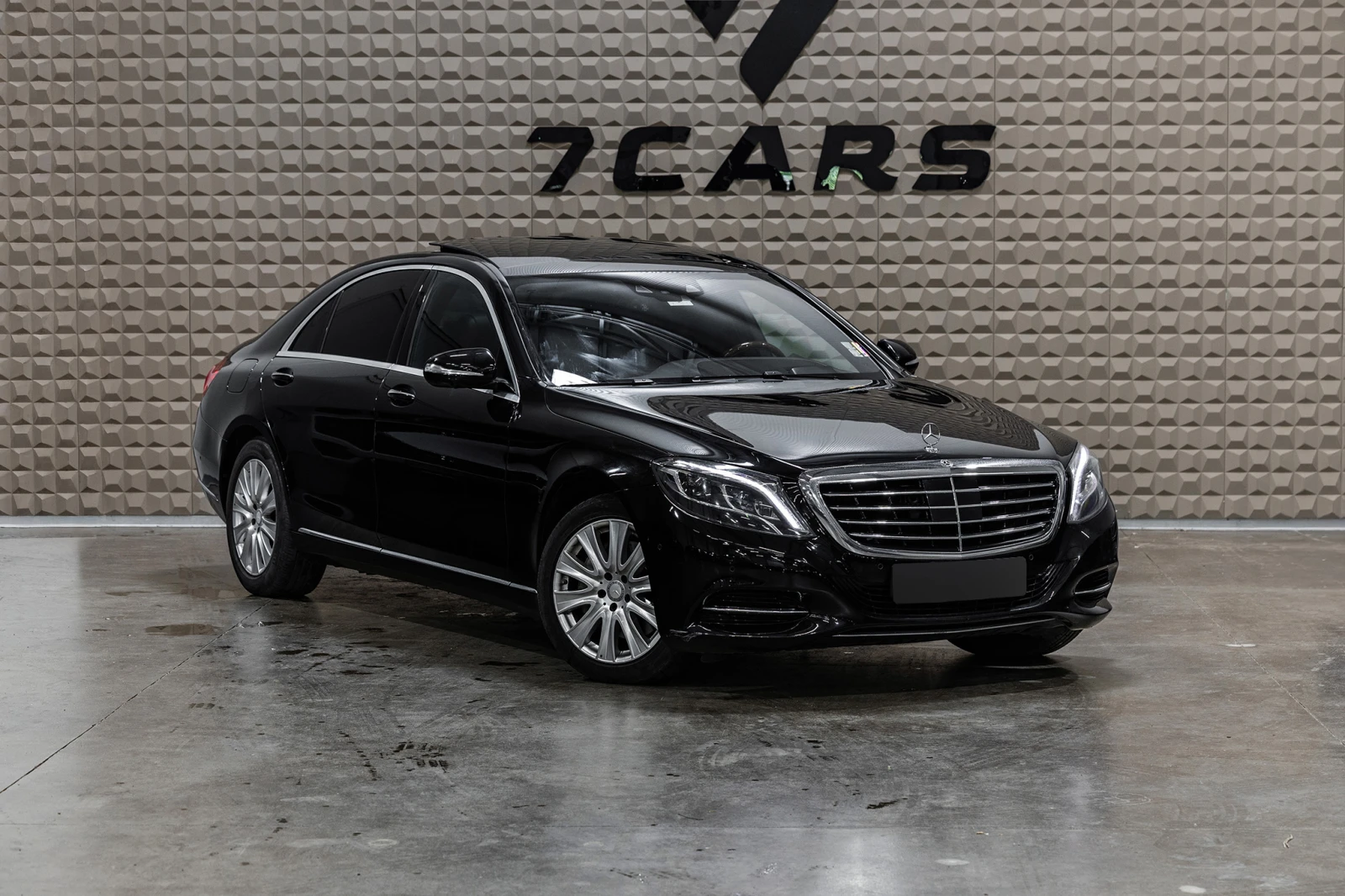Mercedes-Benz S 350 4Matic| NightV| Distronic| Burmester| 7Cars| Гаран, снимка 3 - Автомобили и джипове - 56020016