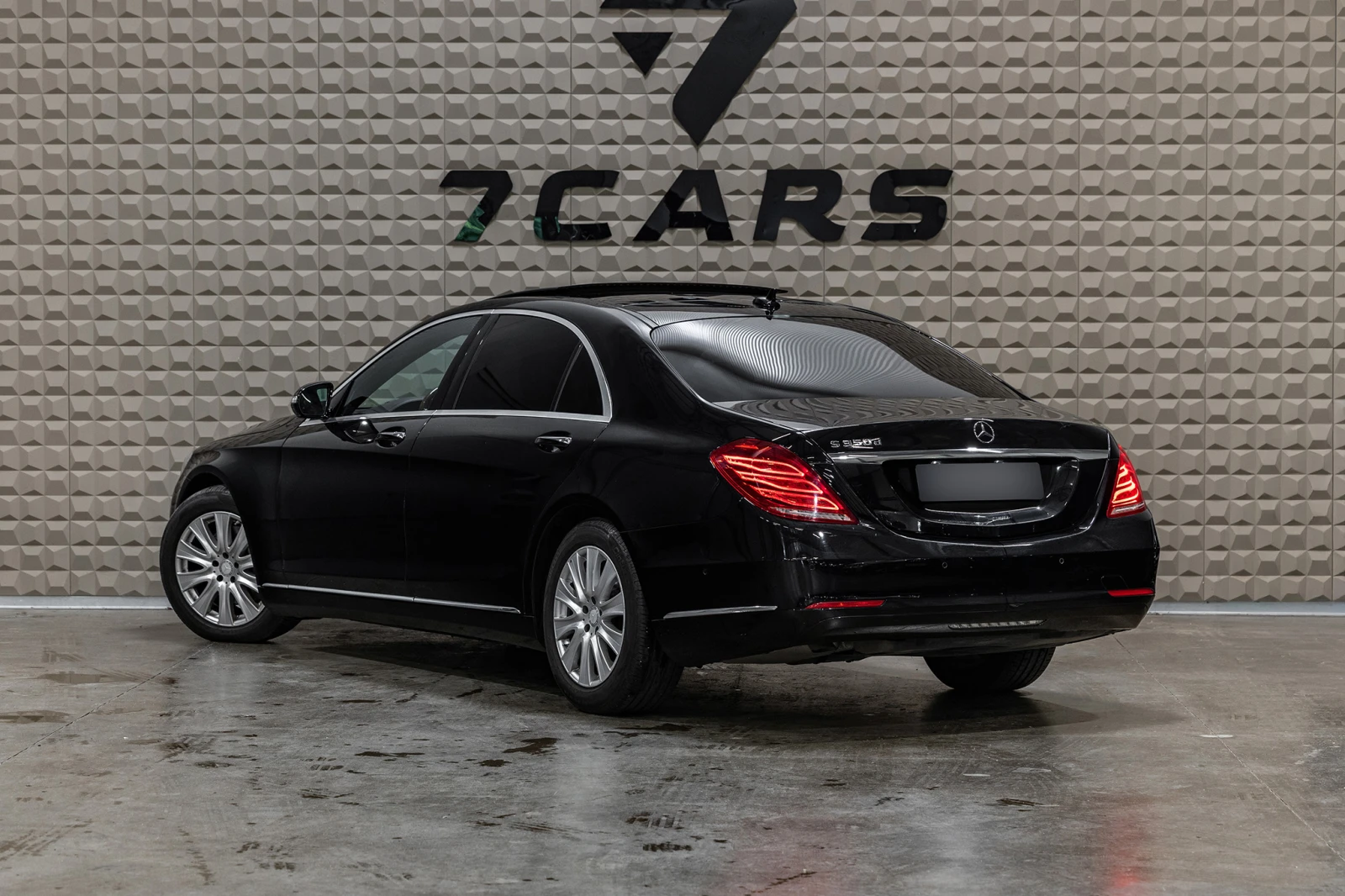 Mercedes-Benz S 350 4Matic| NightV| Distronic| Burmester| 7Cars| Гаран, снимка 4 - Автомобили и джипове - 56020016