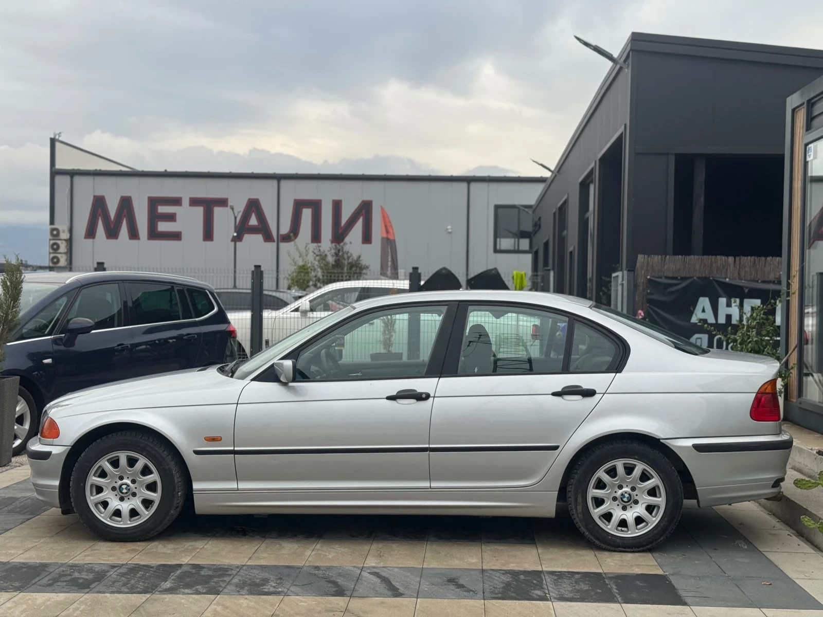 BMW 318 160хил.км, снимка 5 - Автомобили и джипове - 56553073