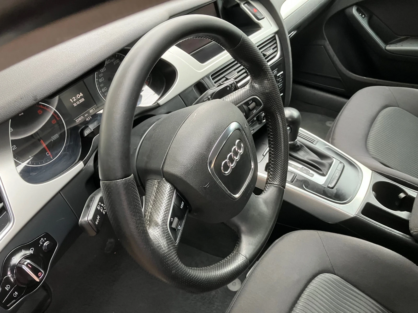 Audi A4 2.0TDI-143k.c, снимка 17 - Автомобили и джипове - 56735183