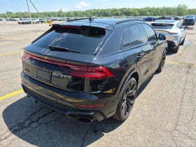 Audi RSQ8 CARFAX/ДИСТРОНИК/360 КАМ//ПОДГРЕВ/ОБДУХ/ПАНО/, снимка 3