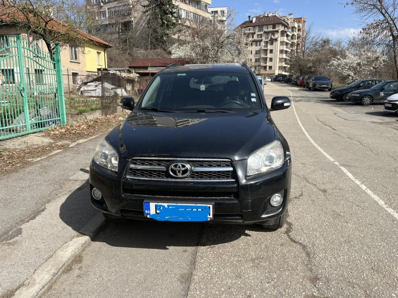 Toyota Rav4 2.2 D4D, снимка 1 - Автомобили и джипове - 47346058