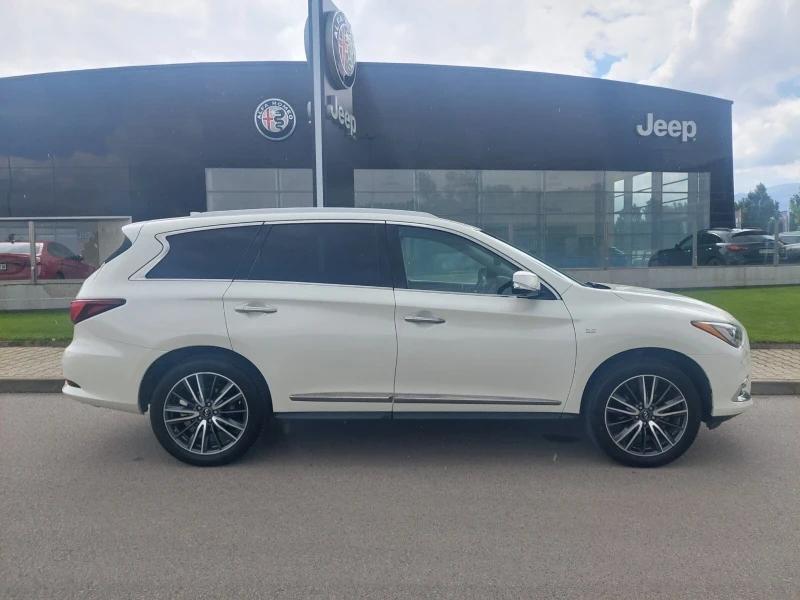 Infiniti QX60, снимка 6 - Автомобили и джипове - 47439143