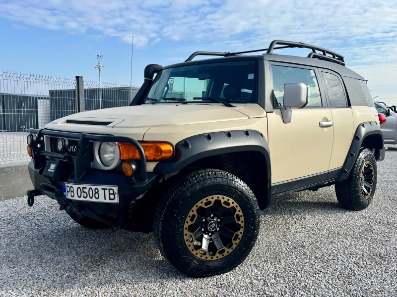 Toyota Fj cruiser 4.0 V6, снимка 1 - Автомобили и джипове - 48845265