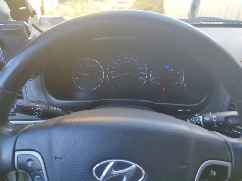 Hyundai Santa fe, снимка 3 - Автомобили и джипове - 49390487