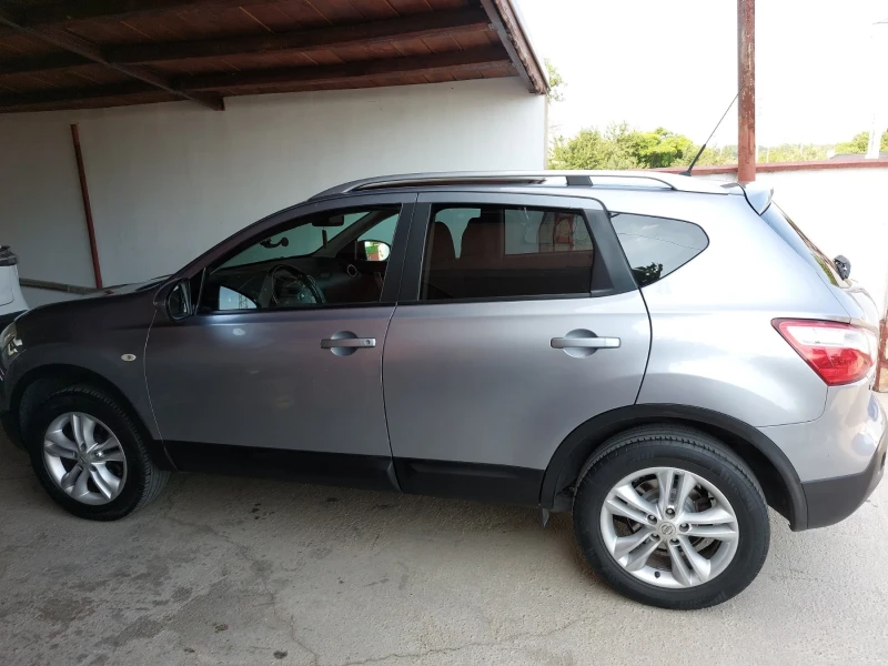 Nissan Qashqai, снимка 5 - Автомобили и джипове - 52486578