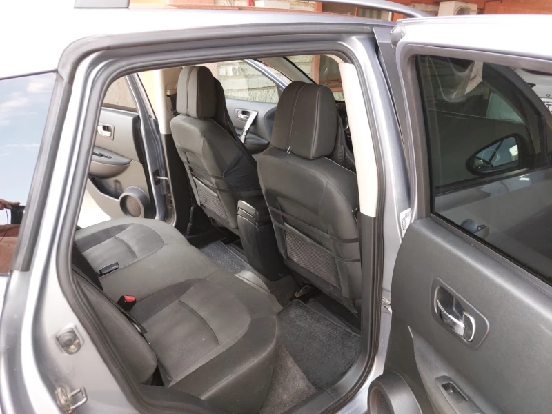 Nissan Qashqai, снимка 8 - Автомобили и джипове - 52486578