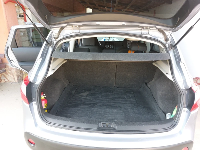 Nissan Qashqai, снимка 10 - Автомобили и джипове - 52486578