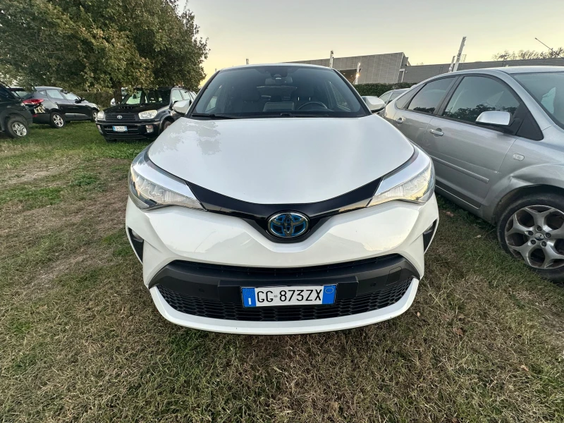 Toyota C-HR 1.8i HYBRID FACE, снимка 2 - Автомобили и джипове - 52887144
